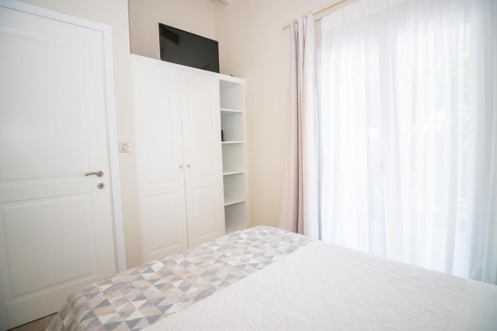 Ninos Corfu Villas Agios Georgios  ห้อง รูปภาพ